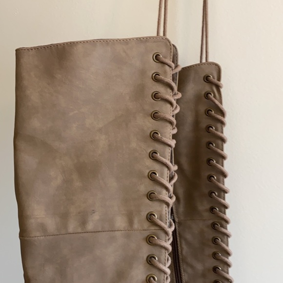 Open toed lace up boot heels! - Picture 5 of 5